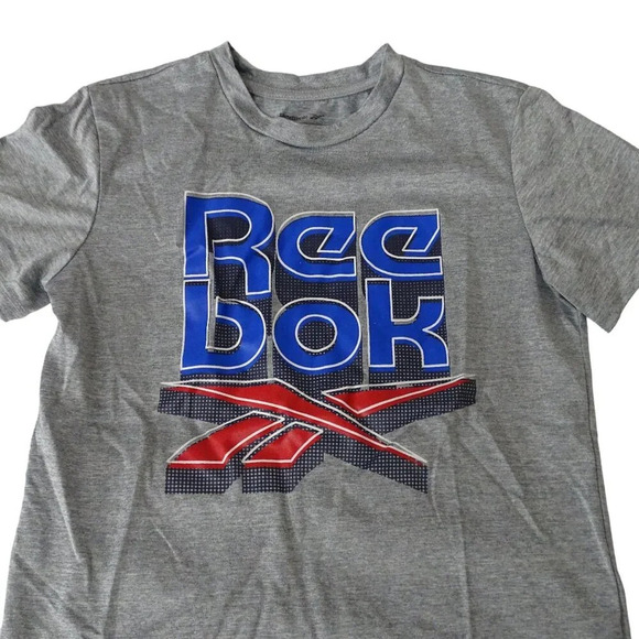 Reebok Athletic Graphic Tee T-Shirt Boys Size 8 Gray Short Sleeve Crewneck - Picture 2 of 6